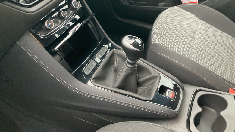 Vauxhall Grandland 1.2 Turbo SE 5dr Petrol Hatchback